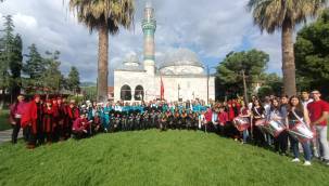 İznik'te Uluslararası Halk dansları Festivalinde Orhangazi Belediyesi Ekibinden Şov