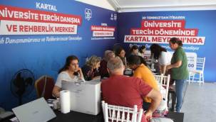 Kartal Belediyesi, lise ve üniversite tercihlerinde öğrencilerinin yanında 
