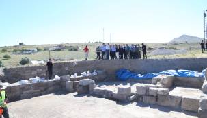 Kayseri Büyükşehir, Örenşehir'deki mozaikleri turizme kazandıracak