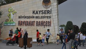 Kayseri'de hayvanat bahçesini Kurban Bayramı'nda 50 bin kişi ziyaret etti