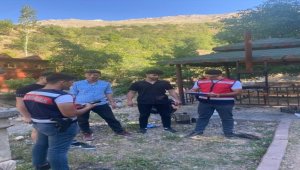 Kayseri'de jandarma "güven timleri" çalışmalarını sürdürüyor