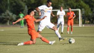 Kayserispor'da Ali Karimi sınavı geçti