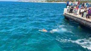 Kıbrıs Barış Harekatı'nın yıl dönümü için Mersin'den KKTC'ye kulaç atacaklar 