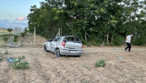 Kırıkkale'de devrilen otomobildeki 4 kişi yaralandı