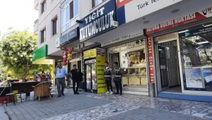 Konya'da 2 şüpheli kuyumcudan yüklü miktarda döviz alıp kaçtı