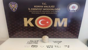 Konya'da Roma dönemine ait Eros heykeli ele geçirildi