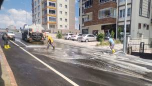 Kurban kesim sonrası Melikgazi, pırıl pırıl temizleniyor