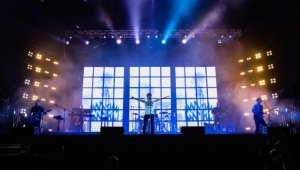 Louis Tomlinson, İstanbul'da dinleyicileriyle buluştu