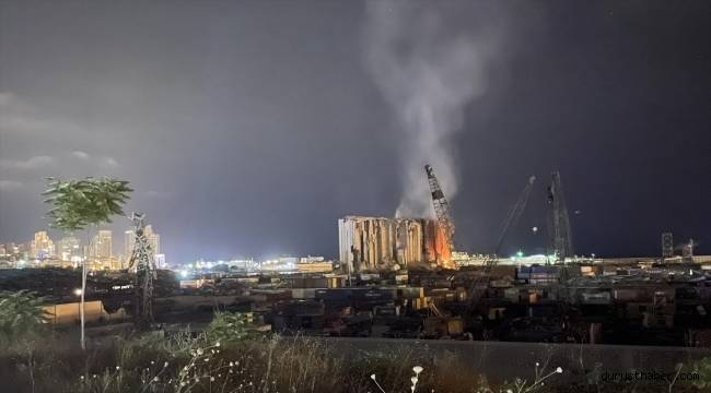 Lübnan'da büyük liman patlamasının sembolü silo, yangın nedeniyle yıkılma riski taşıyor
