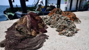 Marmara’dan 2 futbol sahası büyüklüğünde hayalet ağ çıkarıldı