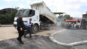 Melikgazi Belediyesi Şehir Merkezinde otopark ve asfalt çalışması yapıyor