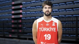 Milli basketbolcu Buğrahan Tuncer: Koçumuz için yeniden bir meydan okuma olacak