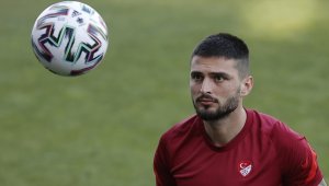 Milli futbolcu Okay Yokuşlu West Bromwich Albion'da