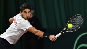 Milli tenisçi Altuğ Çelikbilek, Malaga Open'da çiftlerde şampiyon oldu