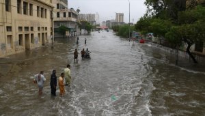 Pakistan'da muson yağmurları nedeniyle ölenlerin sayısı 312'ye yükseldi