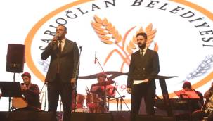 Sarıoğlan 'Halk Konseri’nde Ayşen Kaya ve Ahmet Şafak sahne aldı