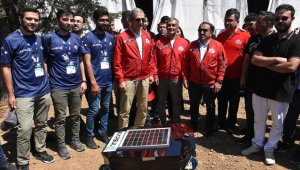 Savunma Sanayii Başkanı Demir, TEKNOFEST'i ziyaret etti