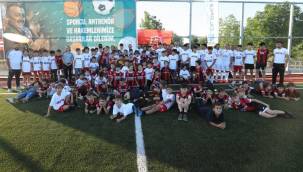 Şehit Ömür Ertuğrul Sarı Spor Tesisi açıldı