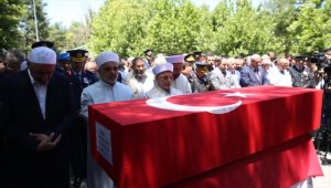 Şehit Uzman Çavuş Mustafa Bozkurt son yolculuğuna uğurlandı