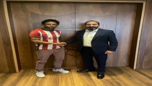 Sivasspor, Kamerunlu kanat oyuncusu Clinton N'Jie'yi transfer etti