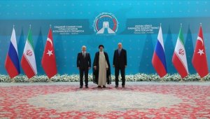 Tahran'daki Türkiye-Rusya-İran Üçlü Liderler Zirvesi, Rus medyasında geniş yer buldu