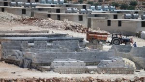 Tel Rıfat'taki YPG/PKK'nın, Afrin'deki briket evlere saldırısında 1 sivil öldü