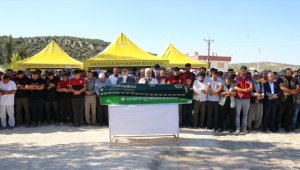 Togo'daki kazada hayatını kaybeden İHH gönüllüleri son yolculuklarına uğurlandı