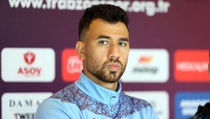 Trabzonspor'un yeni transferi Trezeguet: İnşallah yine ligde şampiyon olacağız