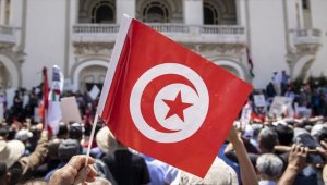 Tunus'ta yeni anayasaya karşı çıkan muhalefet, iktidarla mücadelede birlik arayışında