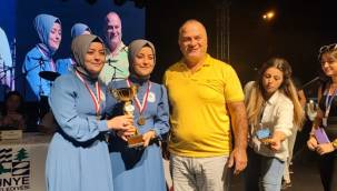 Türkiye'nin en benzer ikizleri onlar seçildi