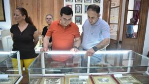 Tütüncü, Antalya Lisesi Müzesi’ni gezdi