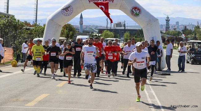 Ulusal Birlik ve Beraberlik Koşusu'nun ilki 15 Temmuz şehitleri için Ankara'da yapıldı