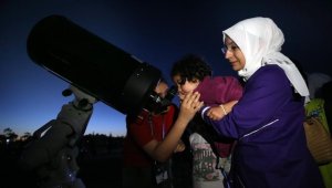Van'da düzenlenen 'Gökyüzü Gözlem Etkinliği' 10 bin gökyüzü meraklısını buluşturdu