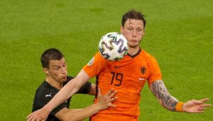 Wout Weghorst resmen Beşiktaş'ta