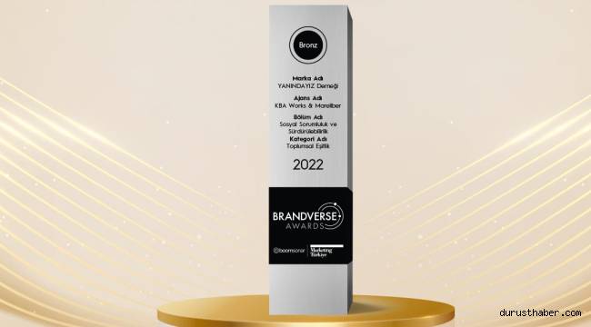 “YANINDAYIZ Derneği Brandverse Awards’da Toplumsal Eşitlik Kategorisinde Bronz Ödülün Sahibi Oldu