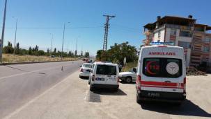 Yesilhisar’da 2 otomobil çarpıştı 