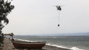 Yunanistan'da yangın söndürme helikopteri denize düştü: 2 ölü