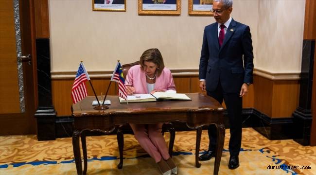 ABD Temsilciler Meclisi Başkanı Pelosi, Malezya'dan ayrıldı