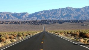 ABD'deki Death Valley Ulusal Parkı'nda şiddetli yağışlar sele neden oldu