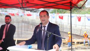 Akçaabat katlı otopark ve pazar yeri inşaatının temel atma töreni yapıldı 