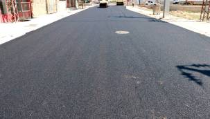 Akçaakale'de bir yol daha asfalta buluştu