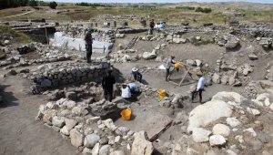 Alacahöyük Ören Yeri'nde 87 yıl önce başlayan kazılar devam ediyor