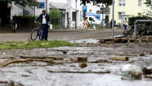 Almanya'da şiddetli yağış su baskınlarına neden oldu