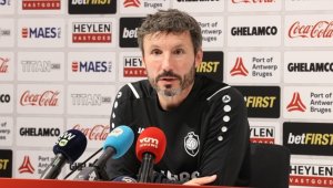 Antwerp Teknik Direktörü Mark van Bommel: Turu geçip, gruplara kalmak istiyoruz