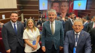 Başkan Büyükkılıç, AK Parti genişletilmiş il başkanları toplantısına katıldı