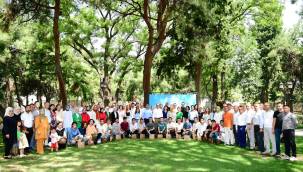 Başkan Güngör, YKS’de Dereceye Giren Öğrencilerle Buluştu