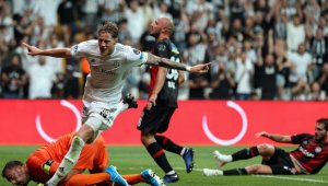 Beşiktaş farklı galibiyetle 3 puan aldı 