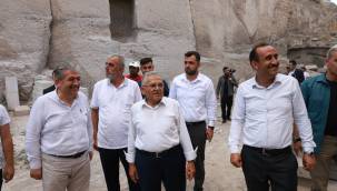 Büyükkılıç, Tarihi Agios Dimitrios Kilisesi’nin Restorasyon Çalışmalarını İnceledi