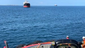 Çanakkale Boğazı'nda arızalanan gemiye müdahale edildi