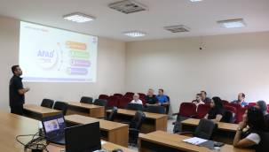 Çınarcık Belediyesi çeşitli eğitim ve seminerlerle personel eğitimlerini sürdürüyor.